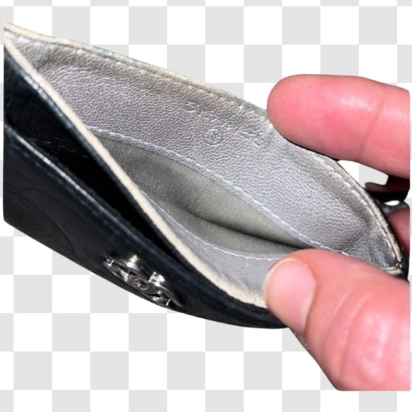 Chanel Black Camellia Embossed Lambskin Card Case. - Picture 7 of 10